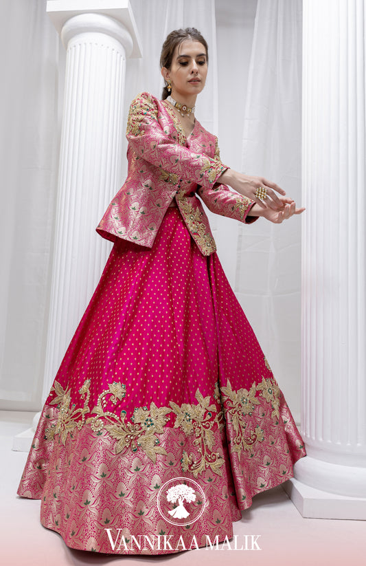 Rani Banarsi Lehenga set